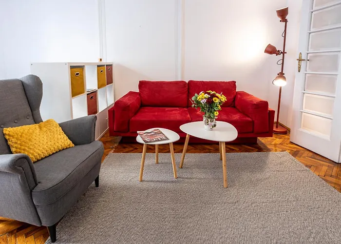 Center Suites, Two Connected Apartments, 10 Guests 아파트 베오그라드