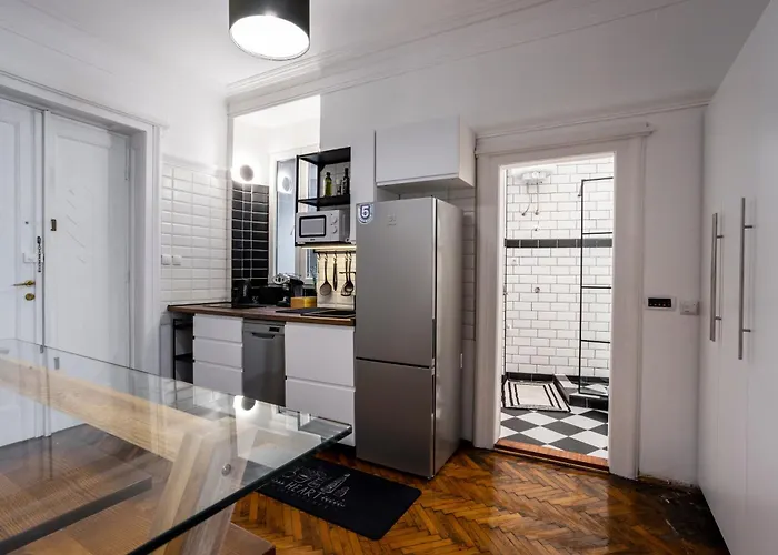 아파트 Center Suites, Two Connected Apartments, 10 Guests