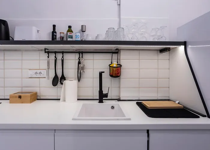 Center Suites, Two Connected Apartments, 10 Guests 아파트 베오그라드